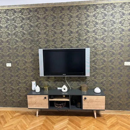 דירה Apartment's *