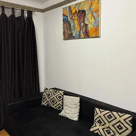 Apartment's Apartment *