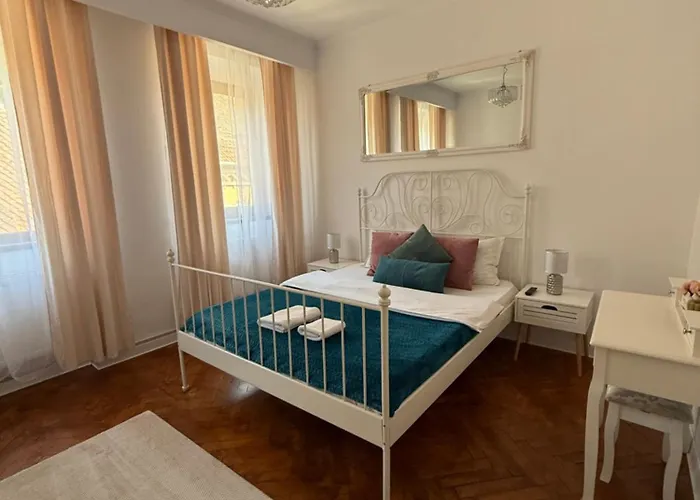 Apartment's * בראשוב