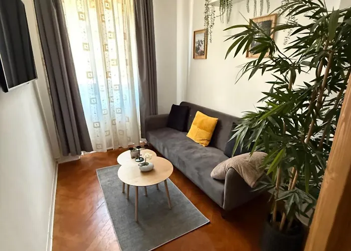 דירה Apartment's *